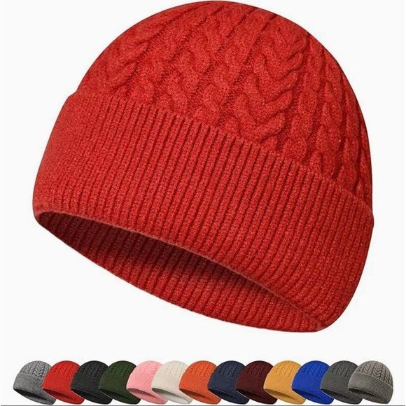 Red unisex knit winter hat - Picture 3 of 3